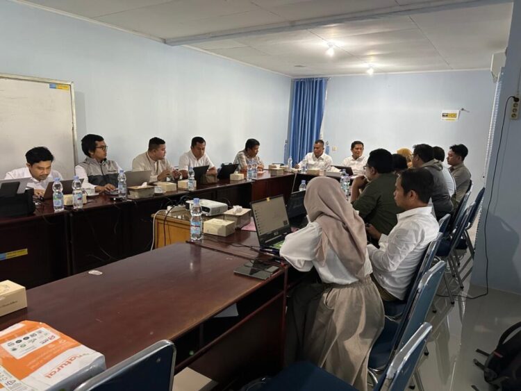 Momentum Jelang Hari Lahir Pancasila, PLN UIP Sumbagteng Bersinergi dengan Taman Nasional Kerinci Seblat untuk Rehabilitasi DAS Jalur Transmisi Maulabo–Sei Rumbai 1 WhatsApp Image 2025 06 02 at 10.07.42