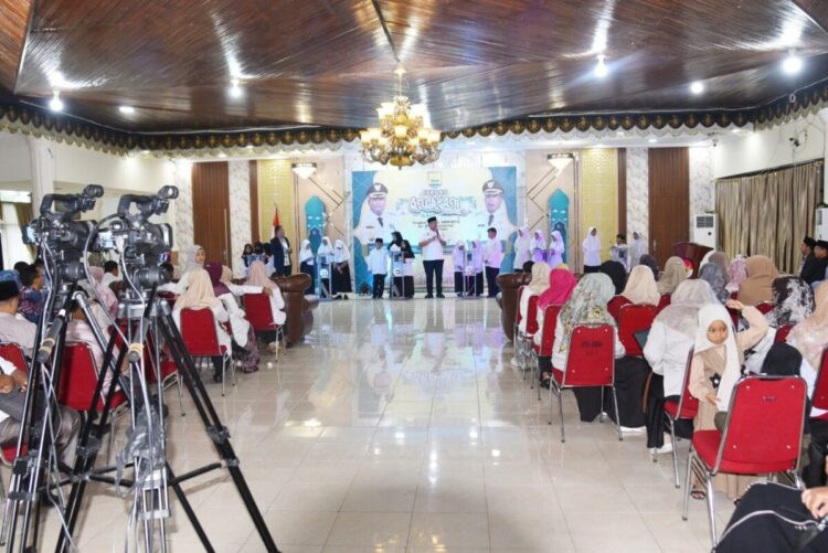 Yota Balad Harap ”Risalah” dapat Terwujud di Kota Pariaman 1 CERDAS AL QURAN— Wako Pariaman Yota Balad, menghadiri pembukaan lomba cerdas qur’an tingkat SD/Mi dan SMP/MTs sederajat se Kota Pariaman Tahun 2025, di Balairung rumah dinas walikota, Kelurahan Kampung Jawa II, Kecamatan Pariaman Tengah, Rabu (19/6).