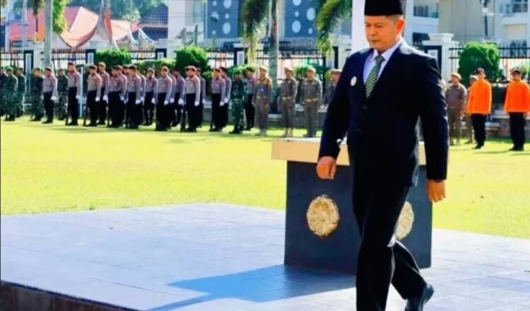 Bupati Pasaman Sediakan Ambulans Gratis Bawa Jenazah 1 APEL GABUNGAN— Bupati Pasaman Welly Suheri saat menghadiri kegiatan apel gabungan bersama, beberapa waktu lalu.