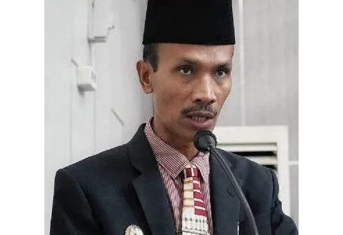 Pemkab Solsel Berkomitmen, Perkuat Pengawasan Pengelolaan Keuangan Daerah 1 H. Yulian Efi
Wakil Bupati Solok Selatan