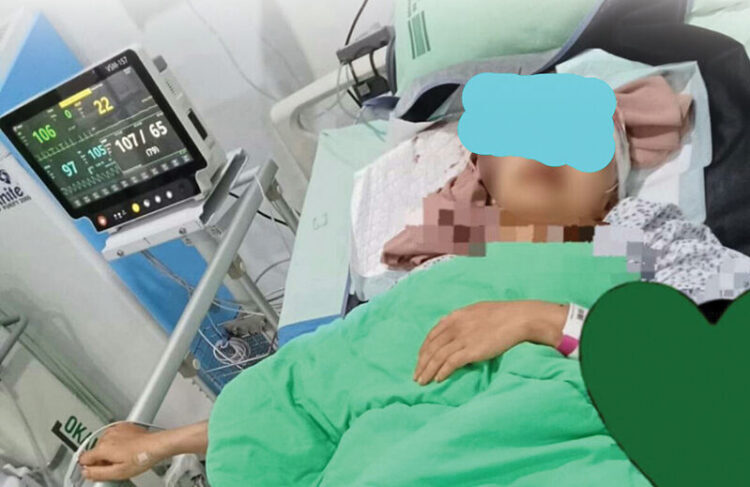 Sadis! Istri Dianiaya Suami Pakai Palu dan Gunting, Kepala dan Telinga Luka Parah 1 KDRT— Kondisi korban WP (36) yang menjadi korban KDRT oleh suaminya terbaring kritis di rumah saki.