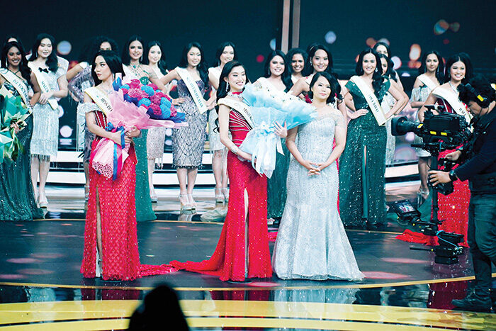 Perkenalkan Inovasi Baru, GIV Nobatkan Pemenang Miss Kulit Glowing di Ajang Miss Indonesia 2025 1 MISS KULIT GLOWING— Momen Zefanya Sharon dinobatkan sebagai Miss Kulit Glowing pada ajang Miss Indonesia 2025