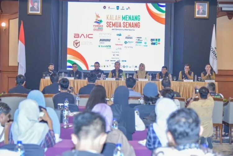 NTB Siap Gelar FORNAS VIII 2025, Pesta Sport Tourism, Budaya, dan Ekonomi Rakyat 1 KONFERENSI PERS— Konferensi pers persiapan NTB menjadi tuan rumah FORNAS VIII 2025 pada 26 Juli hingga 1 Agustus.