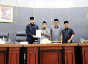 DPRD Kota Padang Setujui LPJ APBD 2024 jadi Perda, Wali Kota Sampaikan RAPBD Perubahan Tahun Anggaran 2025