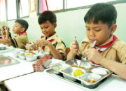 BGN Minta Tambah Anggaran Rp 118 Triliun untuk MBG, Komisi IX DPR Ingatkan Tak Hanya jadi Pemborosan Uang Negara