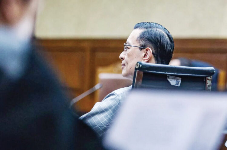 PEMBACAAN TUNTUTAN— Terdakwa kasus dugaan korupsi impor gula Thomas Trikasih Lembong atau Tom Lembong mengikuti sidang pembacaan tuntutan di Pengadilan Tipikor, Jakarta, Jumat (4/7).