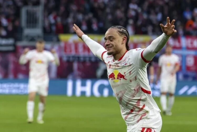 Chelsea Serius Incar Xavi Simons, Persaingan Panas dengan Arsenal dan Bayern Muenchen 1 TARGET TRANSFER— Gelandang kreatif milik klub asal Bundesliga Jerman RB Leipzig, Xavi Simons jadi target transfer Chelsea berikutnya.
