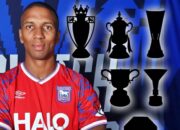 Ashley Young Resmi Bergabung Bersama Elkan Baggott, Siap Perkuat Ipswich Town di EFL Championship 2025/2026