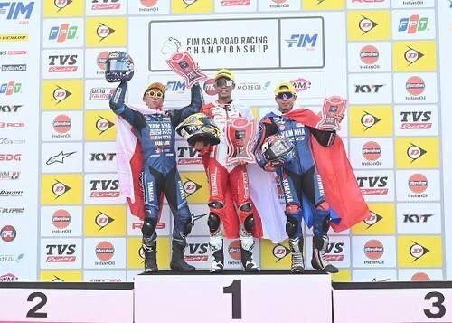Podium Lagi, Pebalap Binaan Astra Honda Kencang melesat di Balapan Internasional 1 NAIK PODIUM— Pebalap binnan Astra Honda berhasil naik podium pada ajang Asia Road Racing Championship (ARRC) dan Redbull MotoGP Rookies Cup (RBRC).