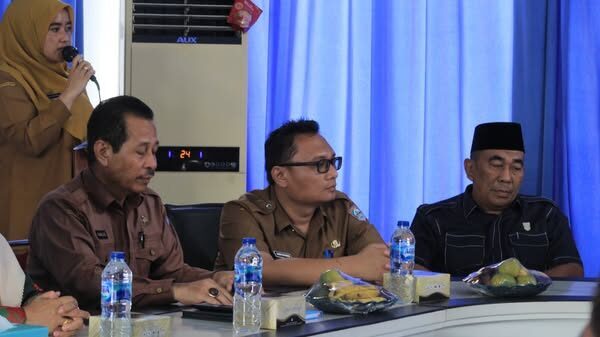 Bupati Pasbar Minta Pendamping Desa, Awasi Seluruh Program Pemerintah 1 518212026 763484922911472 8156444217030478053 n
