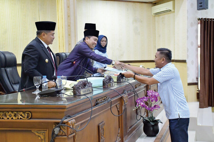 SIDANG PARIPURNA— DPRD Agam menggelar sidang paripurna pandangan umum fraksi-fraksi terkait Ranperda tentang RPJMD tahun 2025-2029, Selasa (1/7) di aula utama DPRD Agam.
