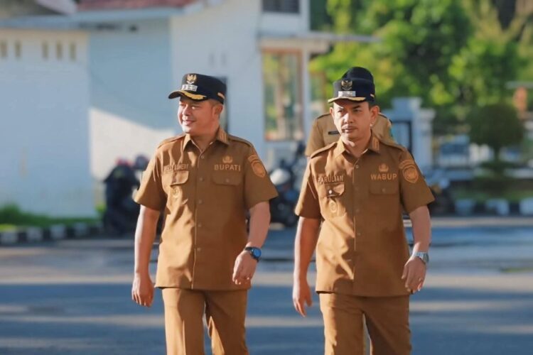 Kebijakan Bupati dan Wabup Pasaman 100 Hari Kerja Tuai Pujian 1 Bupati Pasaman Welly Suhery dan Wakil Bupati Parulian Dalimunthe.