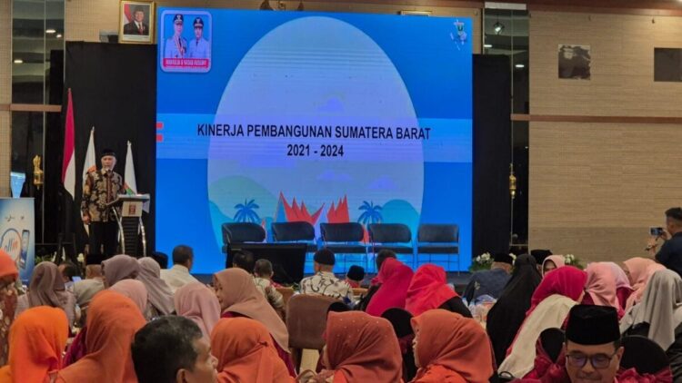 Program Galeh Babelok di Riau Membuahkan Hasil, Sejumlah Investor Berminat Berinvestasi di Sumbar 1 PROMOSIKAN—Gubernur Sumbar, Mahyeldi Ansharullah promosikan potensi daerah kepada para perantau Minang di Provinsi Riau melalui program Galeh Babelok di Pekanbaru, Riau, Rabu lalu (11/6).