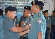 Danlantamal II  Laksma TNI Sarimpunan Tanjung, Kukuhkan Dua Jabatan Kadis Lantamal II