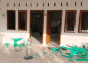 Anarkis! Aktivitas Jemaat GKSI Dibubarkan Massa, 2 Anak Terluka Terkena Lemparan dan Pukulan, Kaca Jendela Pecah, Meja dan Kursi Dirusak