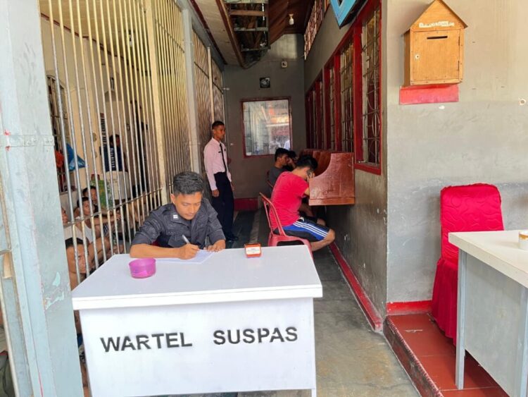 Rutan Kelas II B Painan Penuhi Hak Komunikasi Warga Binaan Melalui ” Wartel Suspas” 1 Rutan Kelas II B Painan