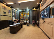 Gubernur Sumbar Lulus Sidang Tesis S2 di Malaysia