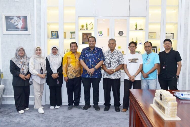 Jadikan Tabuik Sebagai Warisan Budaya Tak Benda, BPK WIlayah III Sumbar Kunjungi Pariaman 1 KUNJUNGAN— Wali Kota Pariaman Yota Balad saat menerima kunjungan dari Unesco.