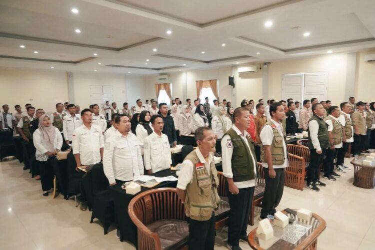 Wujudkan Nagari Tangguh Bencana, 78 Perangkat Nagari di Solsel Dilatih Mitigasi Bencana 1 PELATIHAN MITIGASI BENCANA— Badan Penanggulangan Bencana Daerah (BPBD) Kabupaten Solok Selatan menggelar pelatihan pencegahan dan mitigasi bencana yang diikuti 78 perangkat nagari se-Kabupaten Solok Selatan, di Aula Hotel Pesona Alam Sangir, Rabu (9/7).