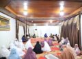 Jamaah Masjid Al Amin Yasinan di Rumah Dinas Wawako Solok