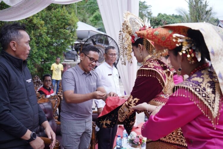 Wisata Berbasis Lingkungan, Pemkab Padangpariaman Perkuat Kemandirian Pangan 1 peresmian green house Nyarai—Kadis Disparpora Padangpraiamamn M Fadlhy menghadiri peresmian green house Nyarai di Pos Wisata Nyarai, Nagari Salibutan, Kecamatan Lubuk Alung.