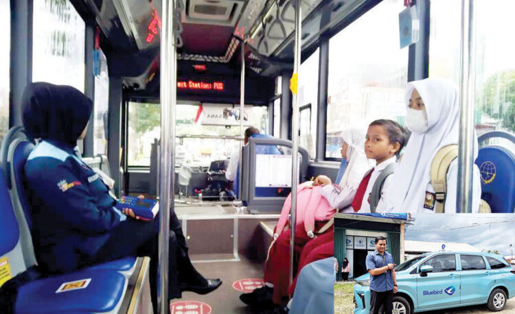 Tarif Spesial Moda Transportasi di HJK Padang ke-356, TP Cukup Bayar 1 Rupiah, Blue Bird Beri Potongan hingga Rp15.000 1 TARIF DAN DISKON SPESIAL HJK— Selain Trans Padang, perusahaan transportasi Blue Bird turut ambil bagian dengan menghadirkan promo spesial selama 1–31 Agustus 2025 untuk memeriahkan HJK Padang. Melalui aplikasi MyBluebird, pengguna dapat menikmati potongan harga hingga Rp15.000 untuk perjalanan di wilayah Kota Padang.