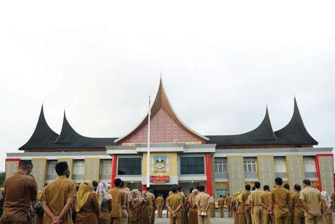 Terlilit Utang karena Investasi Bodong, Oknum Pegawai Tilap Anggaran BKD Dharmasraya Rp 600 Juta 1 ILUSTRSI Kantor Bupati Kabupaten Dharmasraya.