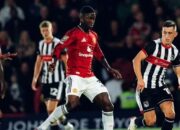 Tim Kasta Keempat Grimsby Town, Singkirkan MU dari Ajang Piala Liga