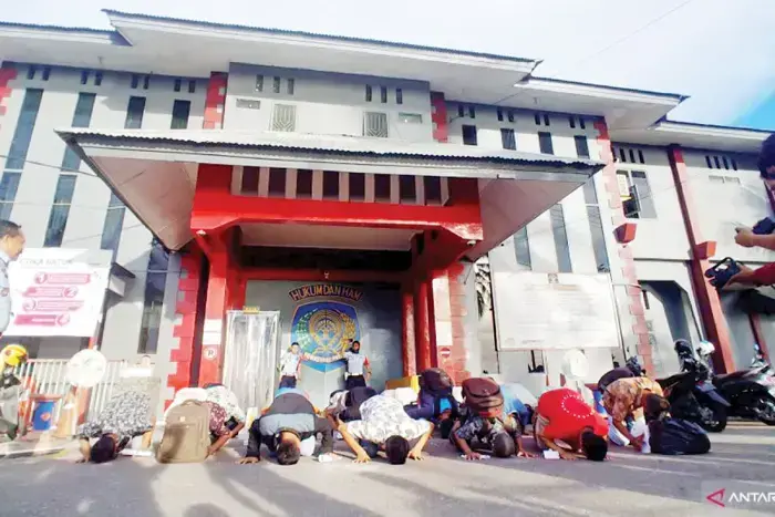 Usulkan 484 Nama, 6 Napi Lapas Padang Bebas usai Terima Amnesti Presiden 1 20200401 172759 HDR