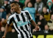 Alexander Isak Bikin Heboh Bursa Transfer, Latihan di Real Sociedad, Isyarat Menuju Liverpool?