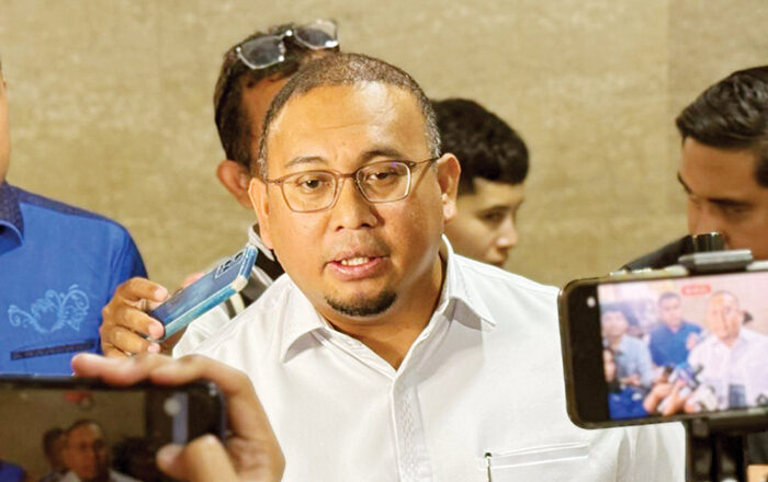 Mediasi Kasus Pencemaran Nama Baik, Andre Rosiade Putuskan Maafkan Terlapor 1 MAAFKAN TERLAPOR—Badan Reserse Kriminal Polri Direktorat Tindak Pidana Siber mempertemukan Andre Rosiade dengan terlapor untuk mediasi, Jumat (8/8). Dalam mediasi tersebut, Andre legowo dan memilih memaafkan para telapor, pelaku pencemaran nama baik terkait tuduhannya yang menyebutkan Andre mafia bola yang diunggah di sejumlah akun media sosial.