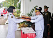 Paskibraka Agam Ikuti Kirab Merah Putih