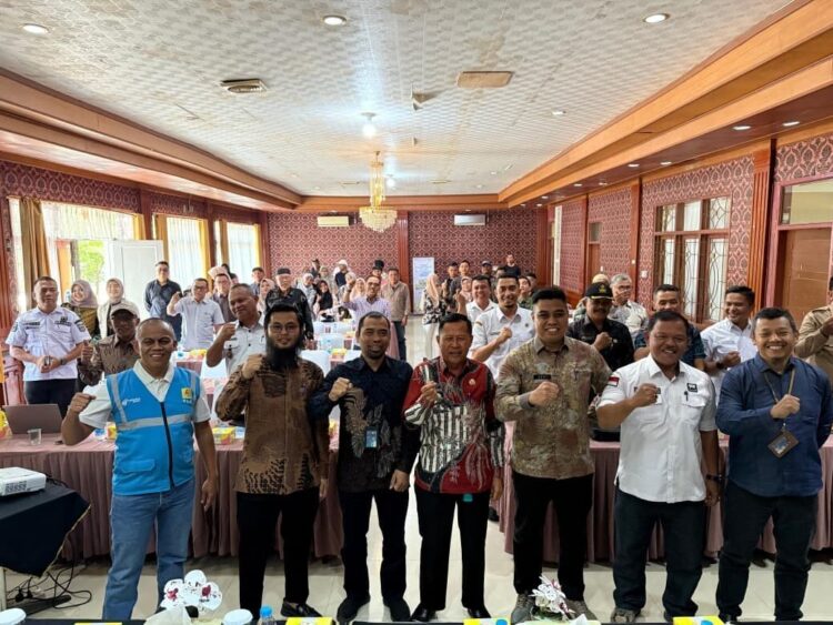 Tingkatkan Efisiensi dan Produktivitas, PLN UP3 Bukittinggi Dorong Transformasi Huller Diesel ke Listrik 1 FORUM— PT PLN UP3 Bukittinggi menggelar forum transformasi huller konvensional ke huller listrik.