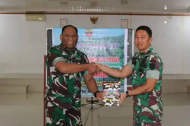 Dukung Pemberantasan Narkoba, Pangdam I/ BB Ganjar Prajurit Kodim 0311/ Pessel Penghargaan 1 Dukung Pemberantasan Narkoba