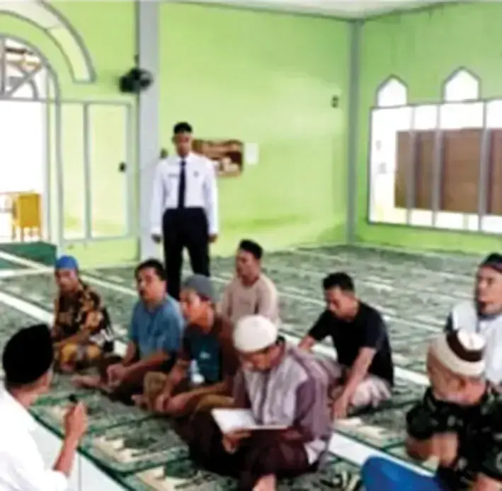 Lapas Lubuk Basung Gelar Ponpes dan Belajar Mengaji untuk Warga Binaan 1 Program Pesantren— Warga Binaan Lapas Lubuk Basung Ikuti Program Pesantren untuk Pembinaan Spiritual