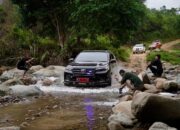 Warga Tigo Jangko Bertemu Bupati Jon Firman Pandu, Ingin Kampung Mereka Terang Benderang