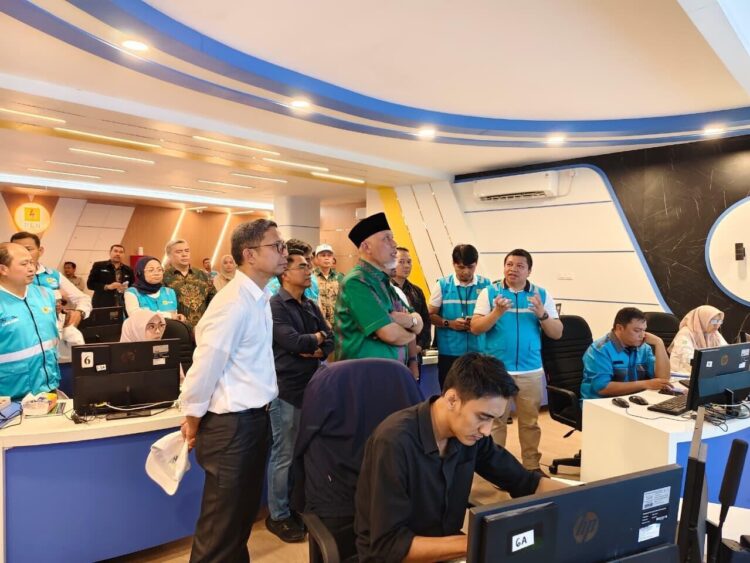 Gubernur Tinjau Dispatcher dan Command Center PLN Pastikan Keandalan Listrik 1 Momentum Kemerdekaan RI Ke 80