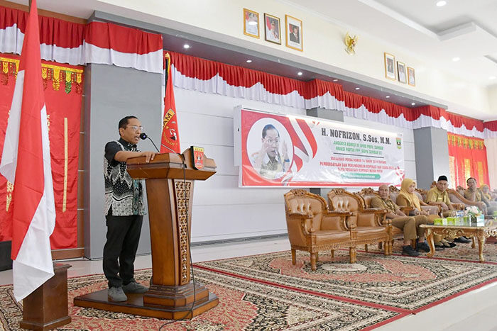 SOSIALISASI—Anggota Komisi III DPRD Sumbar, H.Nofrizon,S,Sos, MM menyosialisasikan Perda Nomor 16 tahun 2019 tentang pemberdayaan dan perlindungan koperasi dan usaha kecil di Kabupaten Agam.