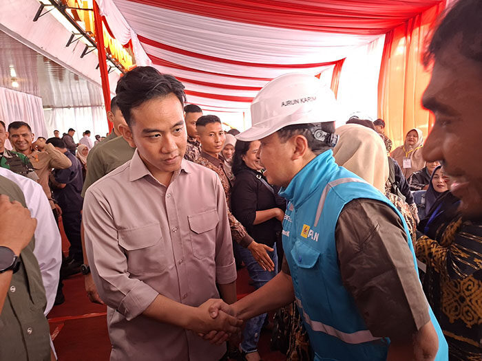 Dukung Kunjungan Wapres RI di Kota Padang, PLN Sukses Jaga Keandalan Listrik Tanpa Kedip 1 BERKUNJUNG— Wakil Presiden RI, Gibran Rakabuming Raka saat kunjungan ke Kota Padang.