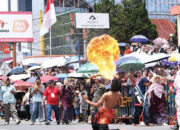 Meriah, 176 Barisan Ramaikan Pawai Alegoris HUT ke-80 RI di Bukittinggi