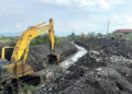 Pendangkalan Akibat Lahar Dingin Gunung Marapi, Sungai Batang Aia Katiak Dikeruk 9 Pendangkalan Akibat Lahar Dingin Gunung Marapi, Sungai Batang Aia Katiak Dikeruk