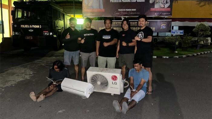 Bobol Rumah, Dua Sekawan Embat AC hingga Kabel Instalasi Listrik 1 PENCURI— Pelaku DSP dan JS diamankan Tim Klewang Polresta Padang atas kasus pencurian.