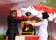Meriah dan Penuh Haru, Penurunan Bendera Merah Putih Banjir Penonton