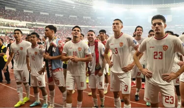 PSSI Keberatan Lagu Kebangsaan Diklaim LMKN Komersil 1 Timnas Indonesia nyanikan lagu tanah air