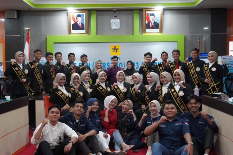 PLN UP3 Solok Gandeng Finalis Uda-Uni Jadi Duta PLN Mobile 2025, Semarakkan Hari Pelanggan Nasional 1 Untfefeitled