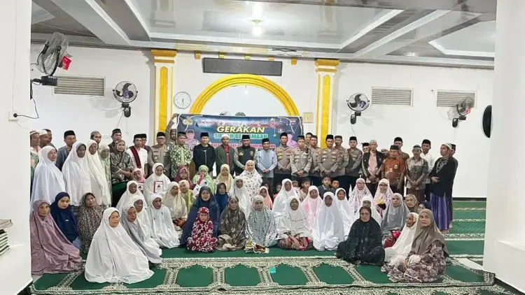 Kapolda Sumbar Gelar Gerakan Shalat Subuh Berjamaah di Pessel 1 Wakil Bupati Risnaldi Ibrahim