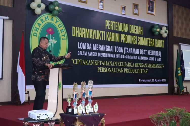 Payakumbuh Jadi Tuan Rumah Pertemuan DYK 1 SAMBUTAN—Wakil Wali Kota Payakumbuh Elzadaswarman saat berika sambutan.