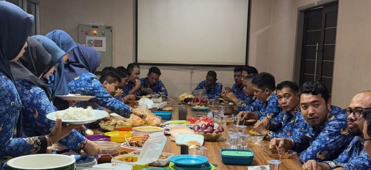 INOVASI—Biro Pemerintahan dan Otonomi Daerah Setda Provinsi Sumatera Barat (Sumbar) menghadirkan inovasi unik untuk membangun budaya kerja yang lebih humanis.