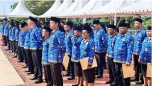 Fenomena Banyaknya PPPK Perempuan Gugat Cerai Suami usai Terima SK, BKN Cari Tahu Alasannya 1 LUSTRASI-Penyerahan SK kepada PPPK.