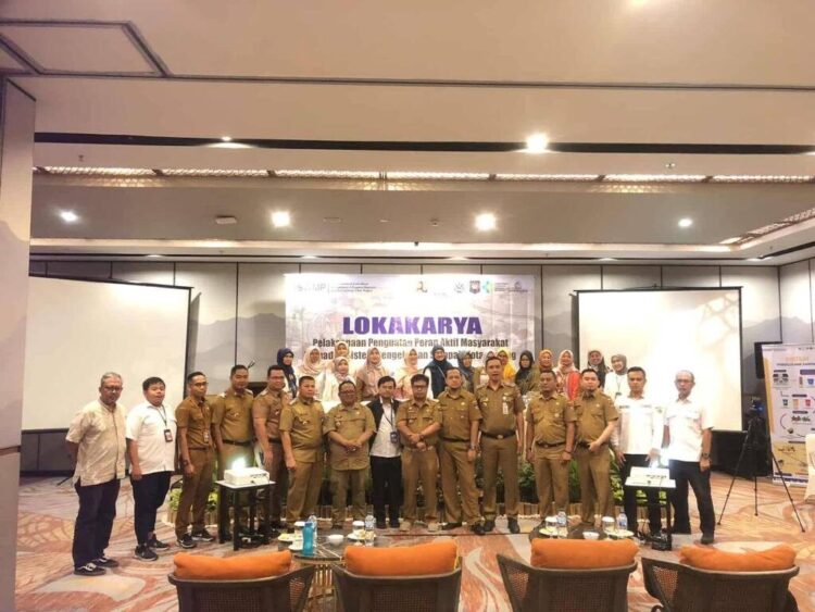 LOKAKARYA— Pemko Padang menggelar Lokakarya Pelaksanaan Penguatan Peran Aktif Masyarakat Terhadap Sistem Pengelolaan Sampah Kota Padang, Selasa (12/8).